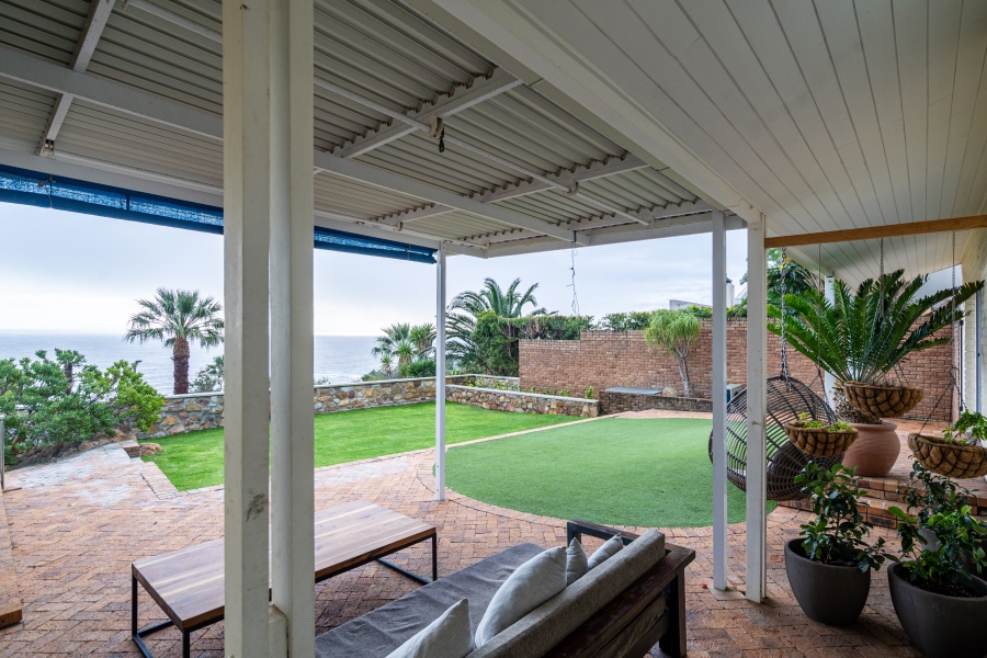 5 Bedroom Property for Sale in Camps Bay Western Cape